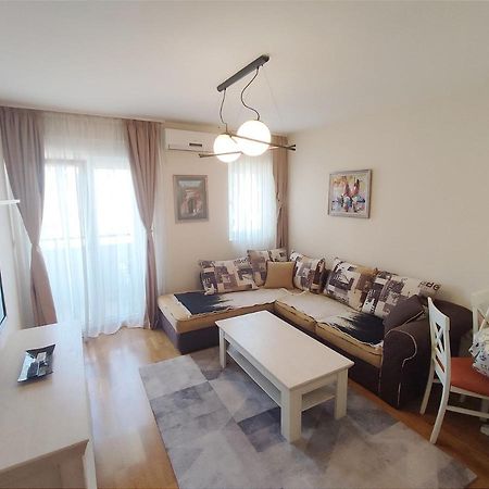City Point Apartment Podgorica Bagian luar foto