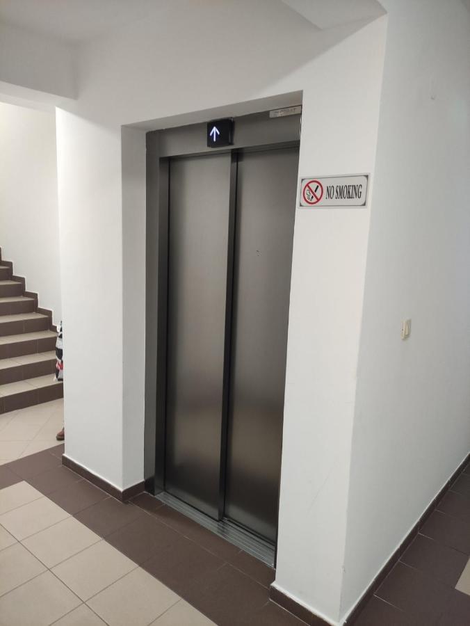 City Point Apartment Podgorica Bagian luar foto