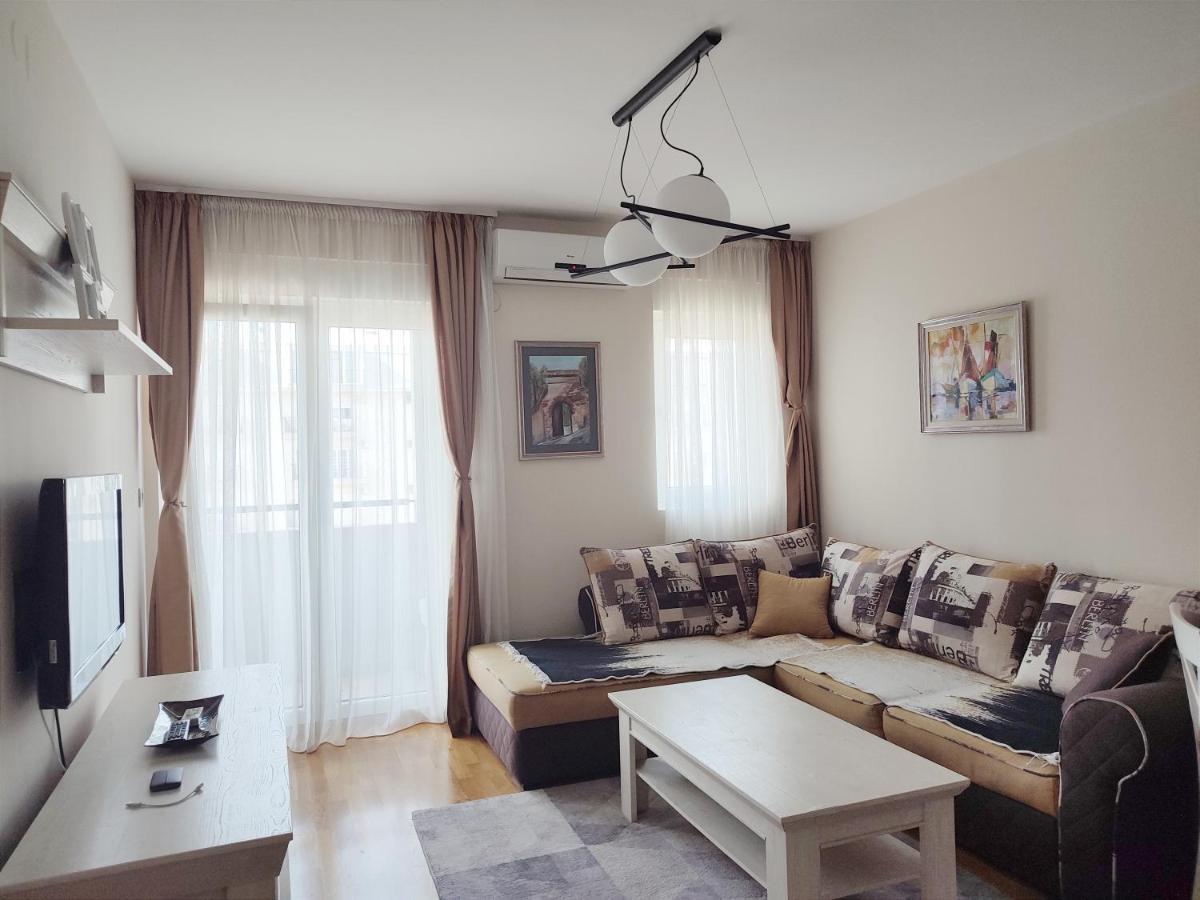 City Point Apartment Podgorica Bagian luar foto