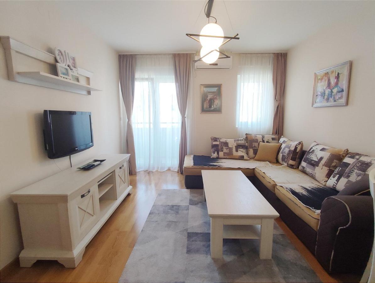 City Point Apartment Podgorica Bagian luar foto