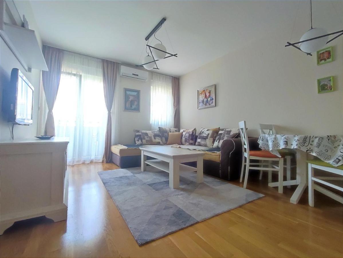 City Point Apartment Podgorica Bagian luar foto