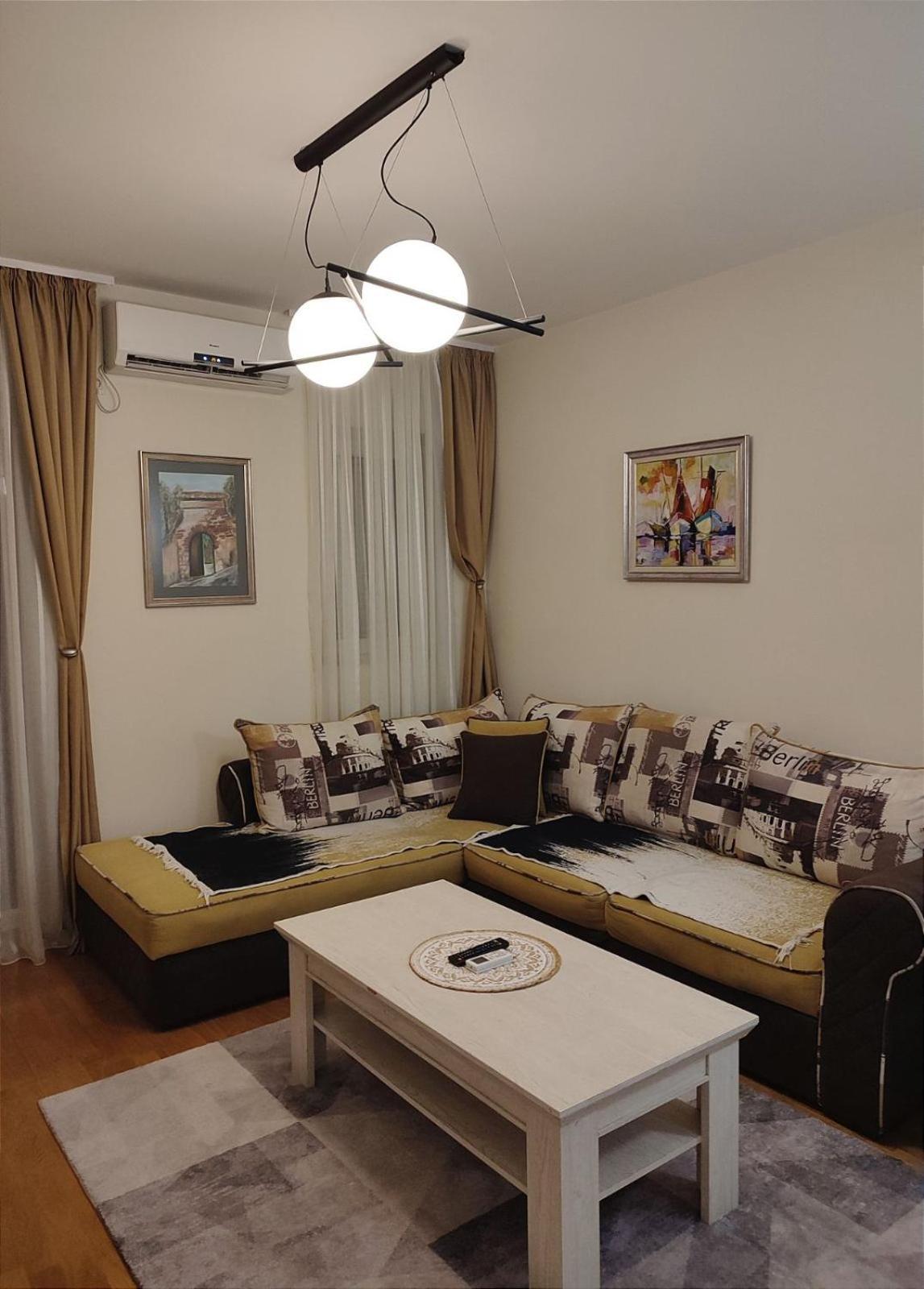 City Point Apartment Podgorica Bagian luar foto